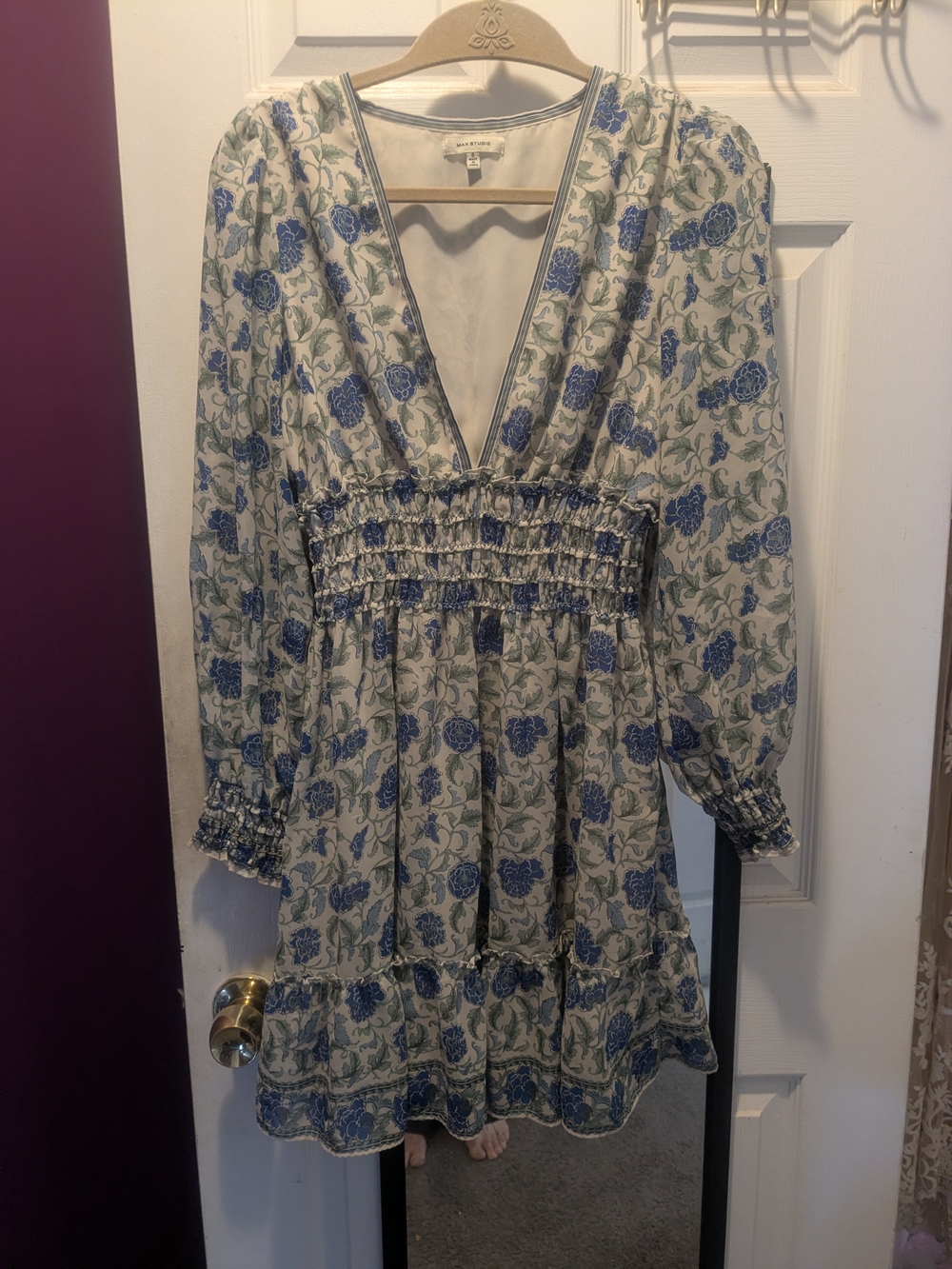 Max Studio Blue Floral Smocked V-Neck Long Sleeve Dress